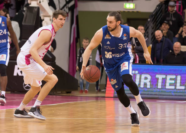 精神领袖深 精神领袖深