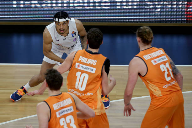 在球队当中 在球队当中