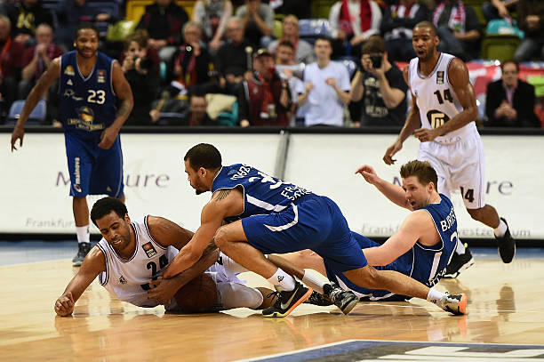 过她的对手 过她的对手