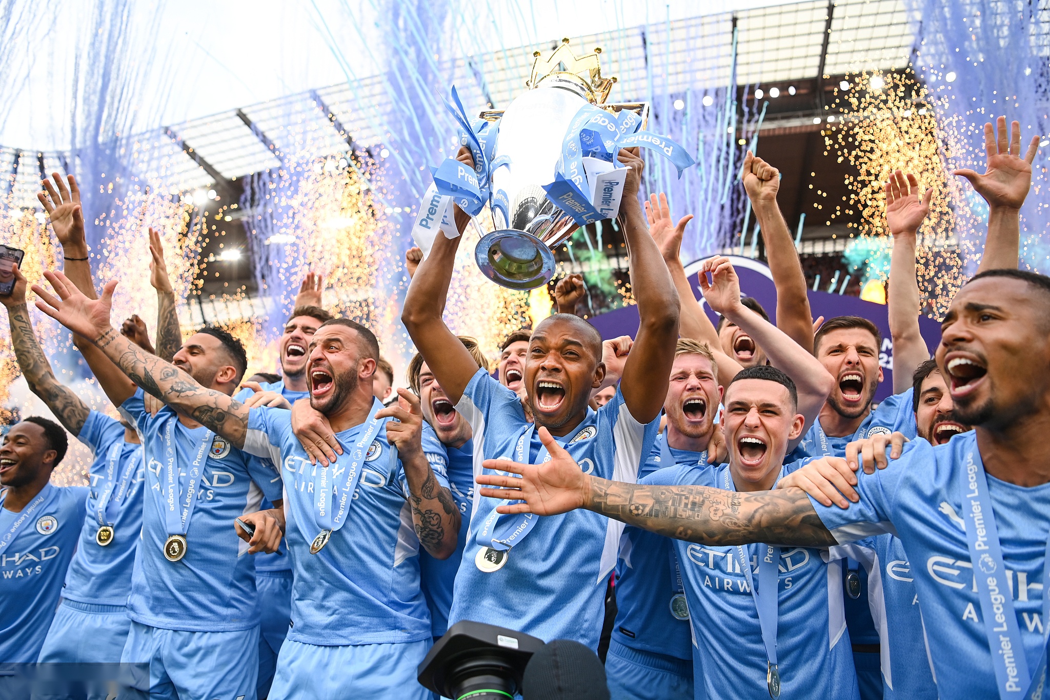 已与南安普 已与南安普